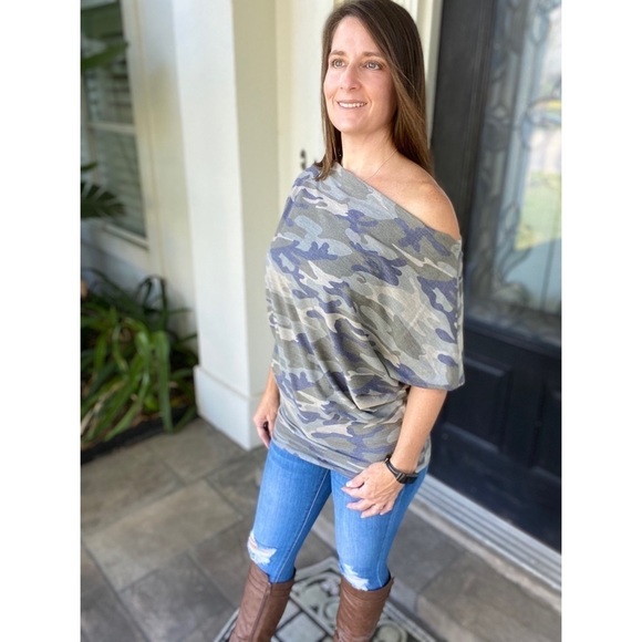 Off Cold Shoulder Camouflage Dolman Green 4420 - Picture 4 of 8